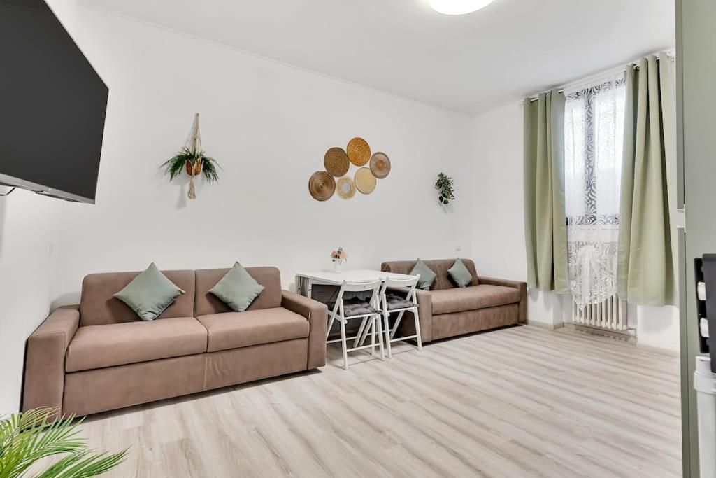 Appartement San Siro-fiera 15 Minuti Da Life Wifi Netlix Milaan